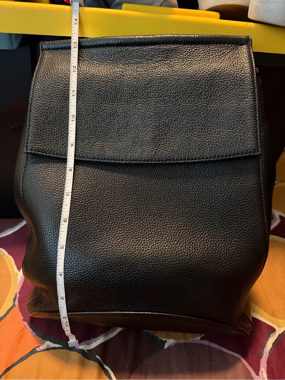👉🏼LIKE NEW👈🏼 Gorgeous Black Heshe Leather Backpack Crossbody Shoulder Purse - Picture 6 of 8